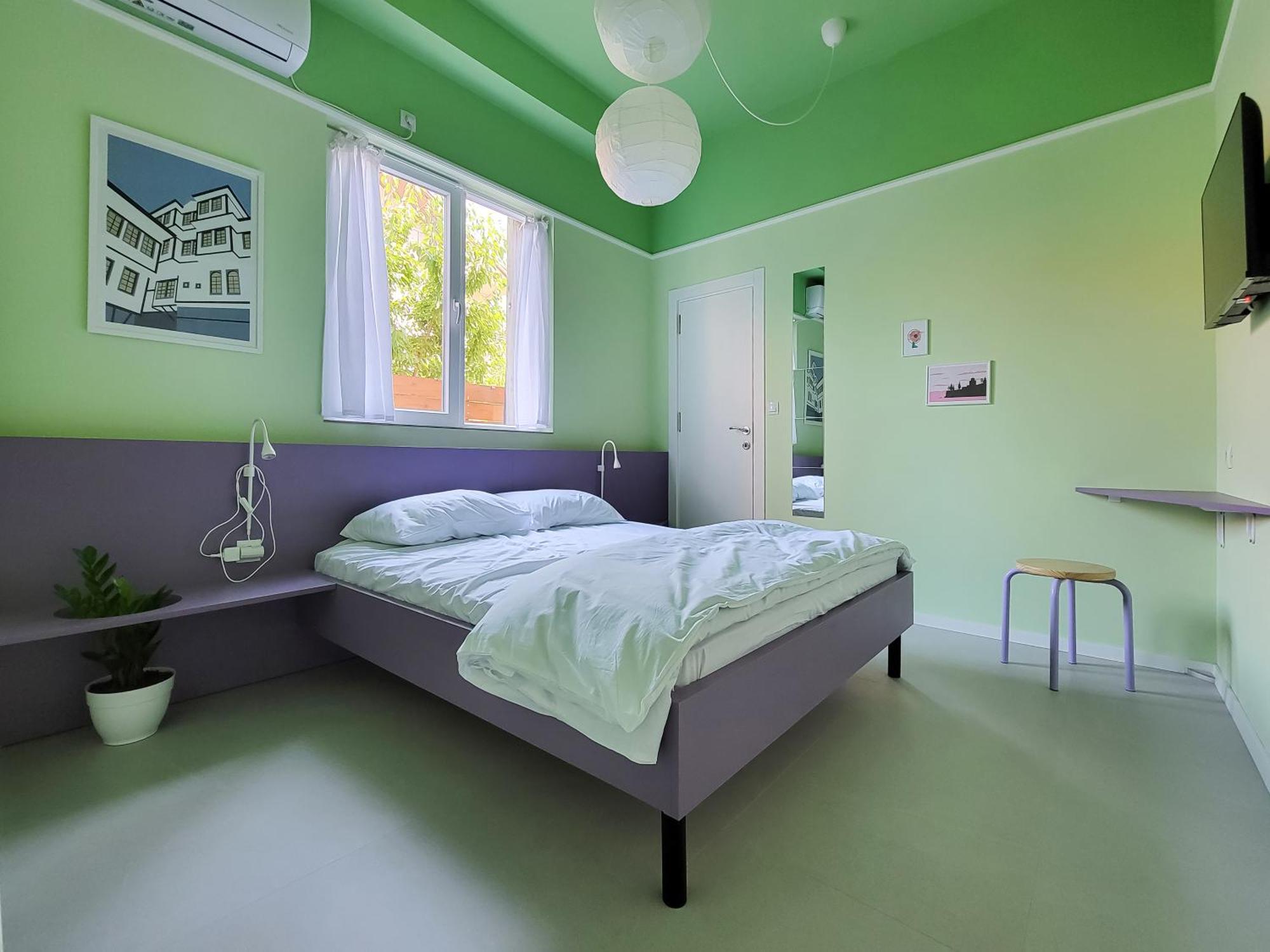 Iris Agata Hostel Ohrid Exterior photo