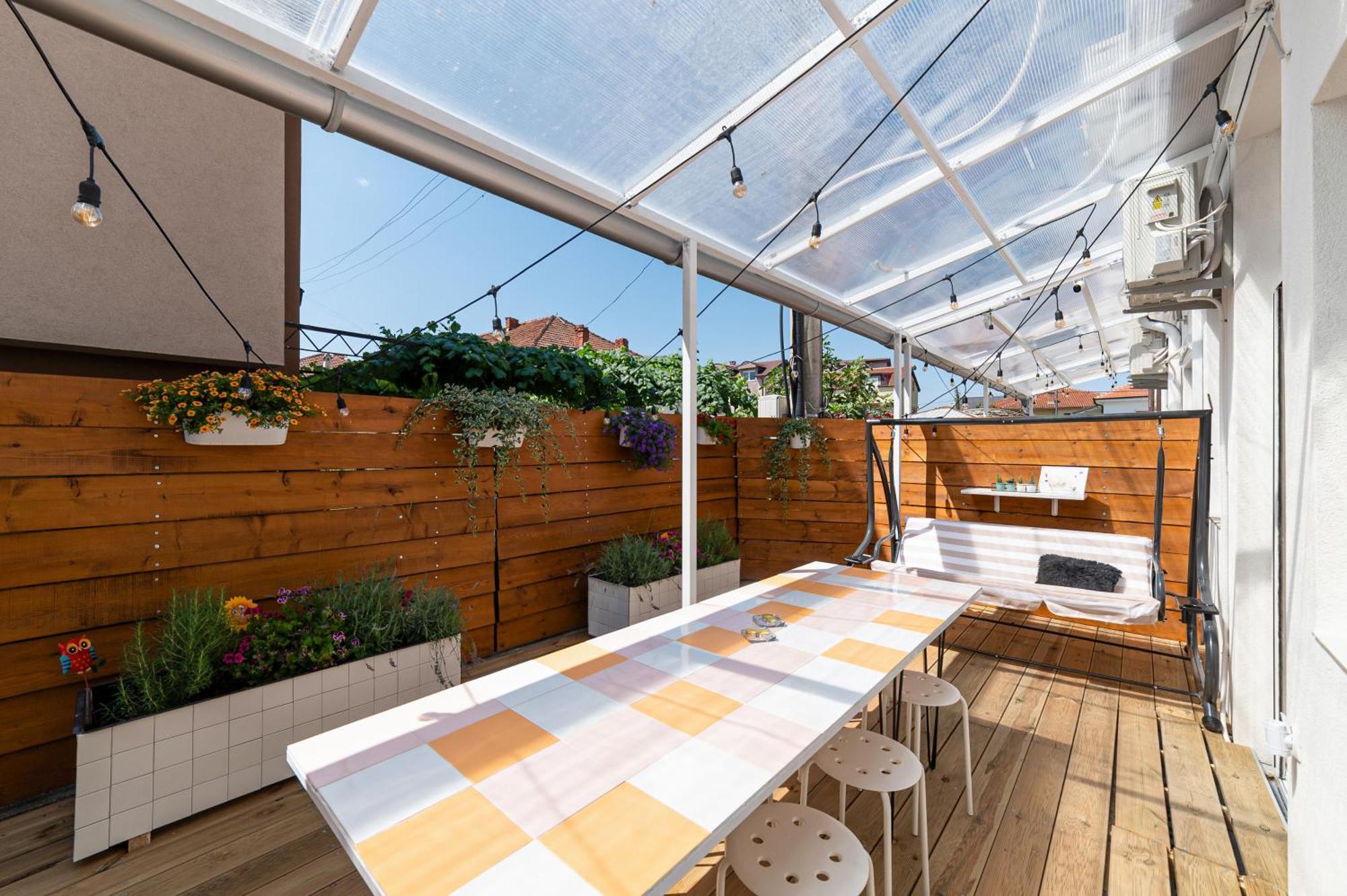 Iris Agata Hostel Ohrid Exterior photo